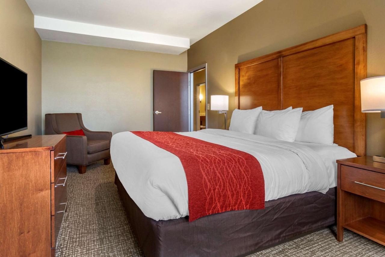Comfort Inn & Suites Near Mt Rushmore Хил Сити Екстериор снимка