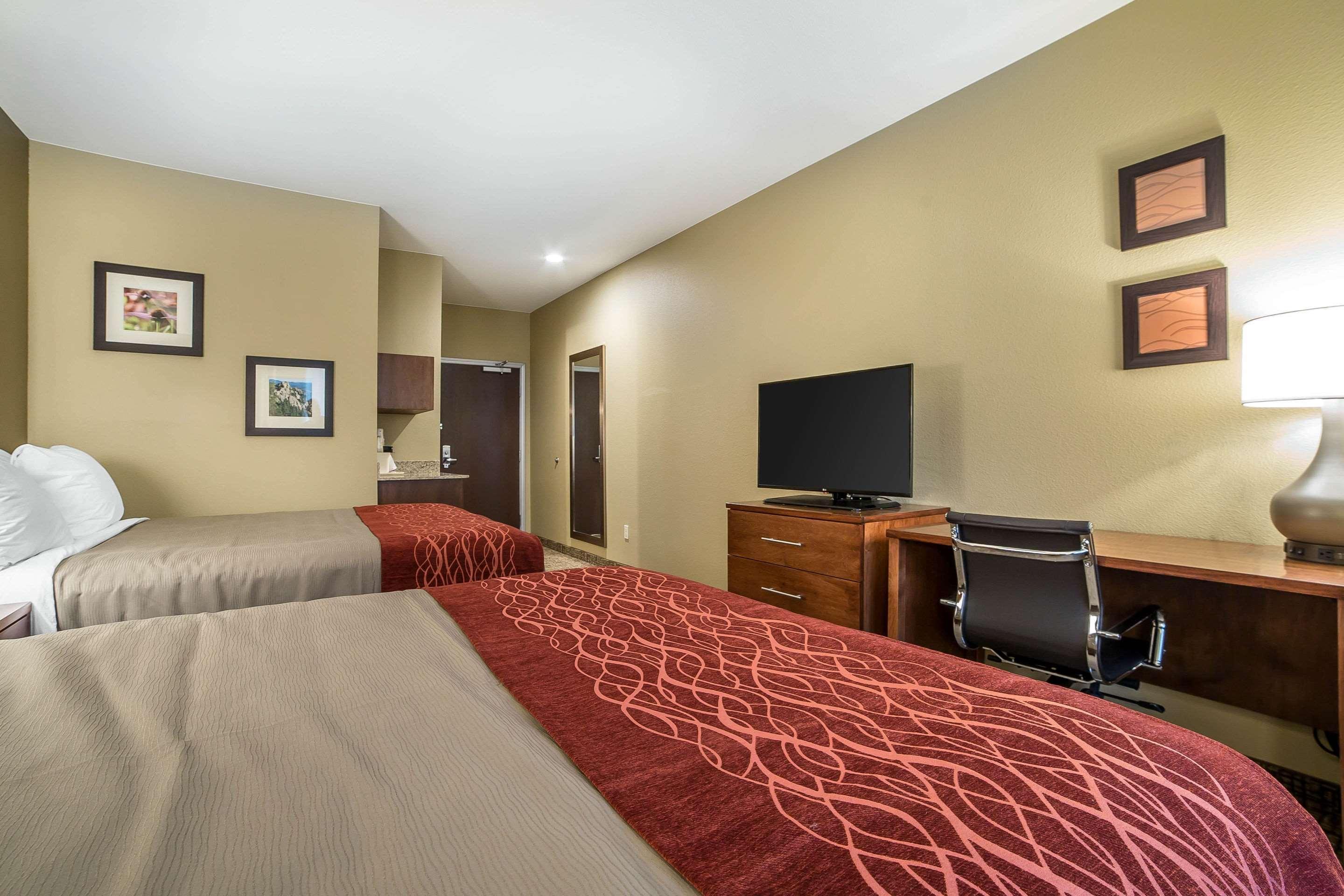 Comfort Inn & Suites Near Mt Rushmore Хил Сити Екстериор снимка