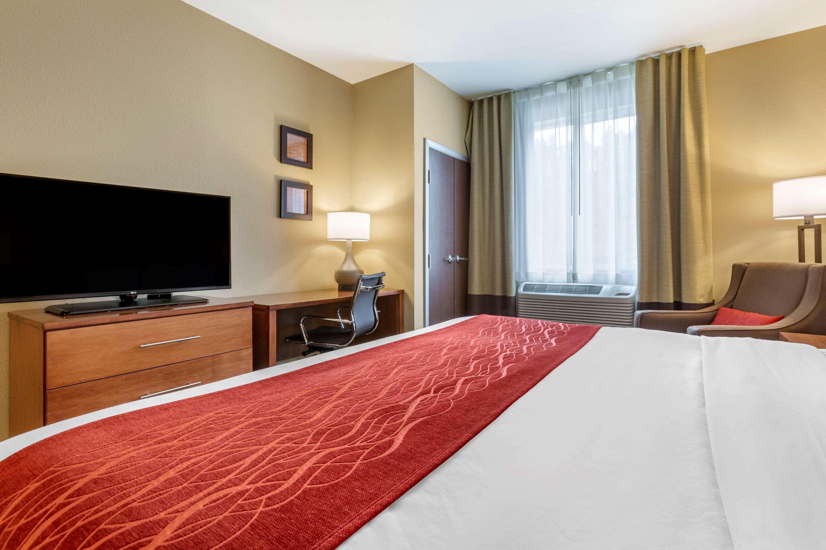 Comfort Inn & Suites Near Mt Rushmore Хил Сити Екстериор снимка