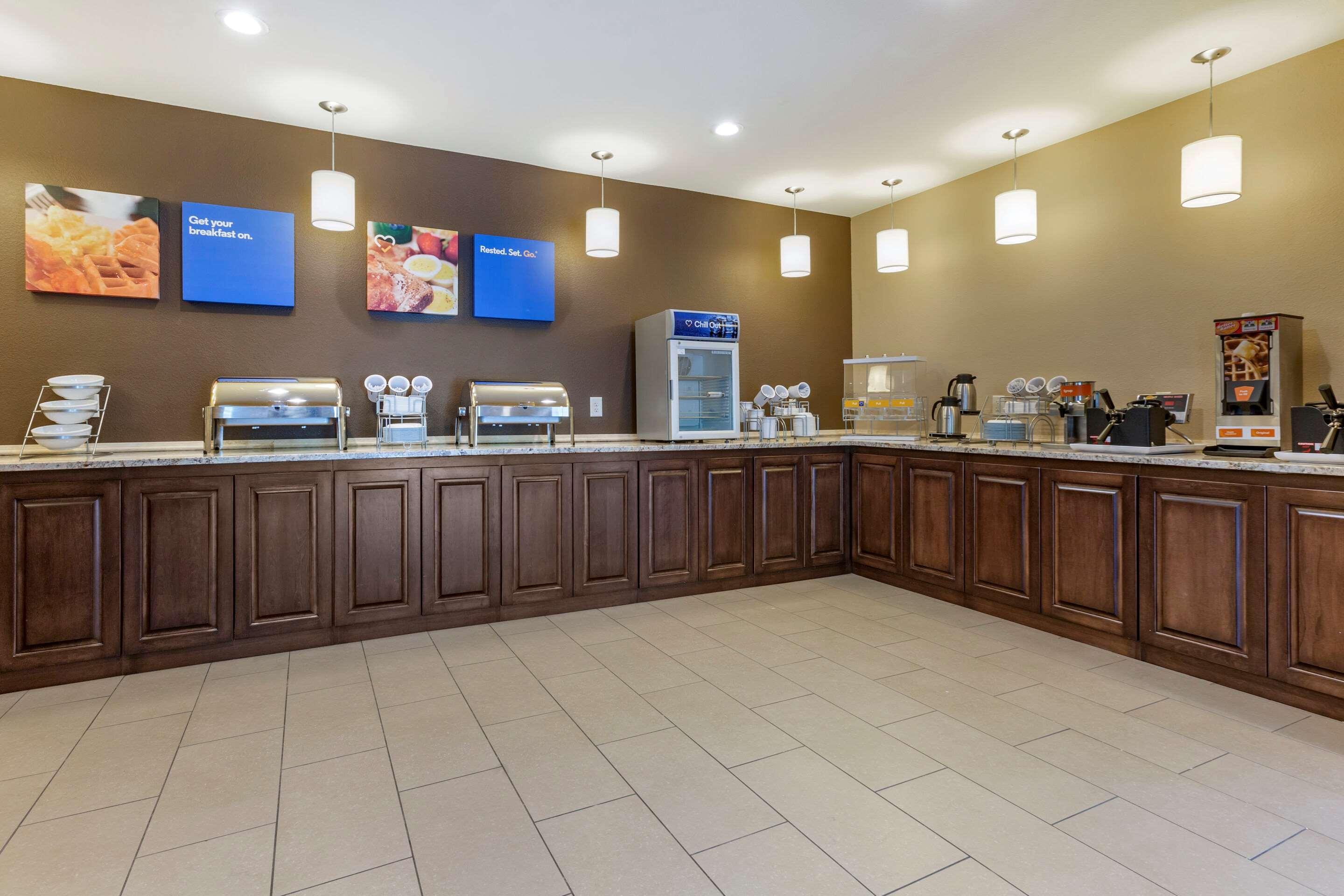 Comfort Inn & Suites Near Mt Rushmore Хил Сити Екстериор снимка